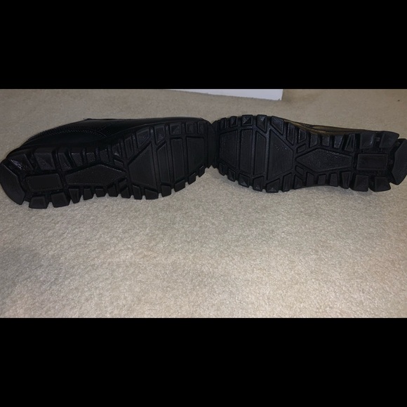 Lightly Used Stags Stadium Boy’s loafers - Picture 7 of 8